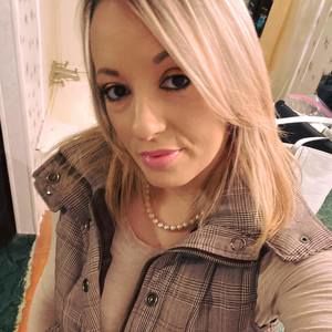 Meet your Posher, Tonya